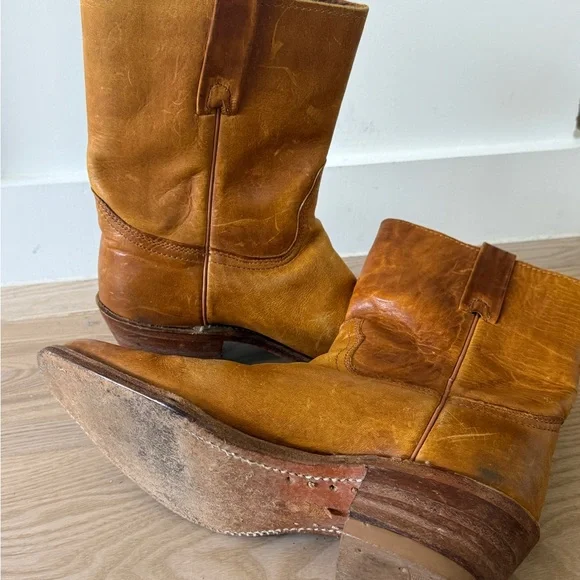 Vintage Leather Cowboy Boots (like Frye) size 8 - Picture 2 of 4